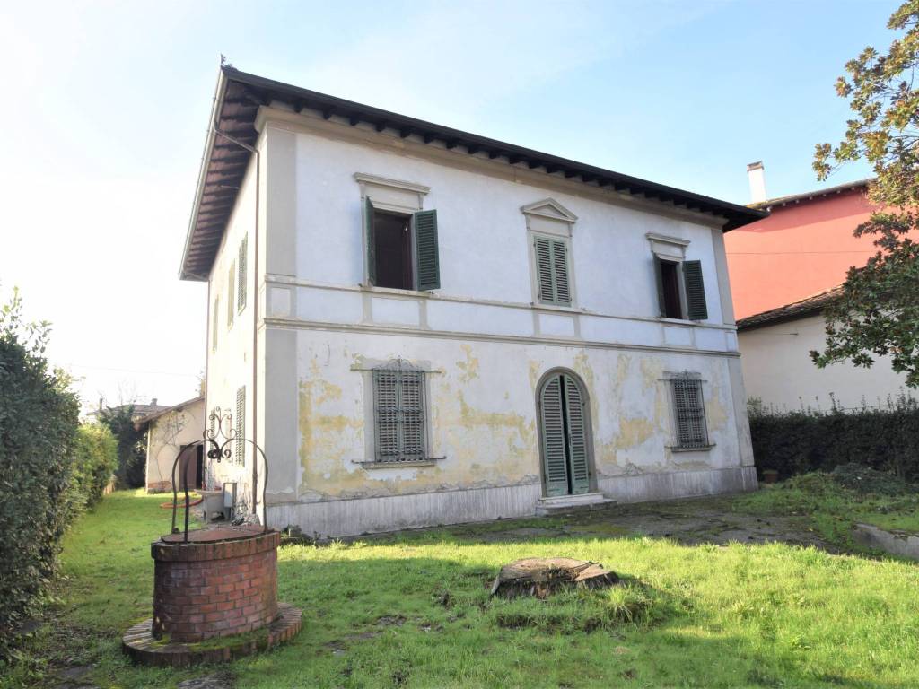 Villa a Buggiano in Via Martiri del 16 Marzo 1978 - Foto 2