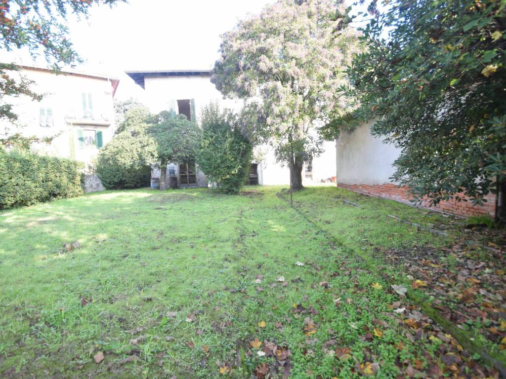 Villa a Buggiano in Via Martiri del 16 Marzo 1978 - Foto 5
