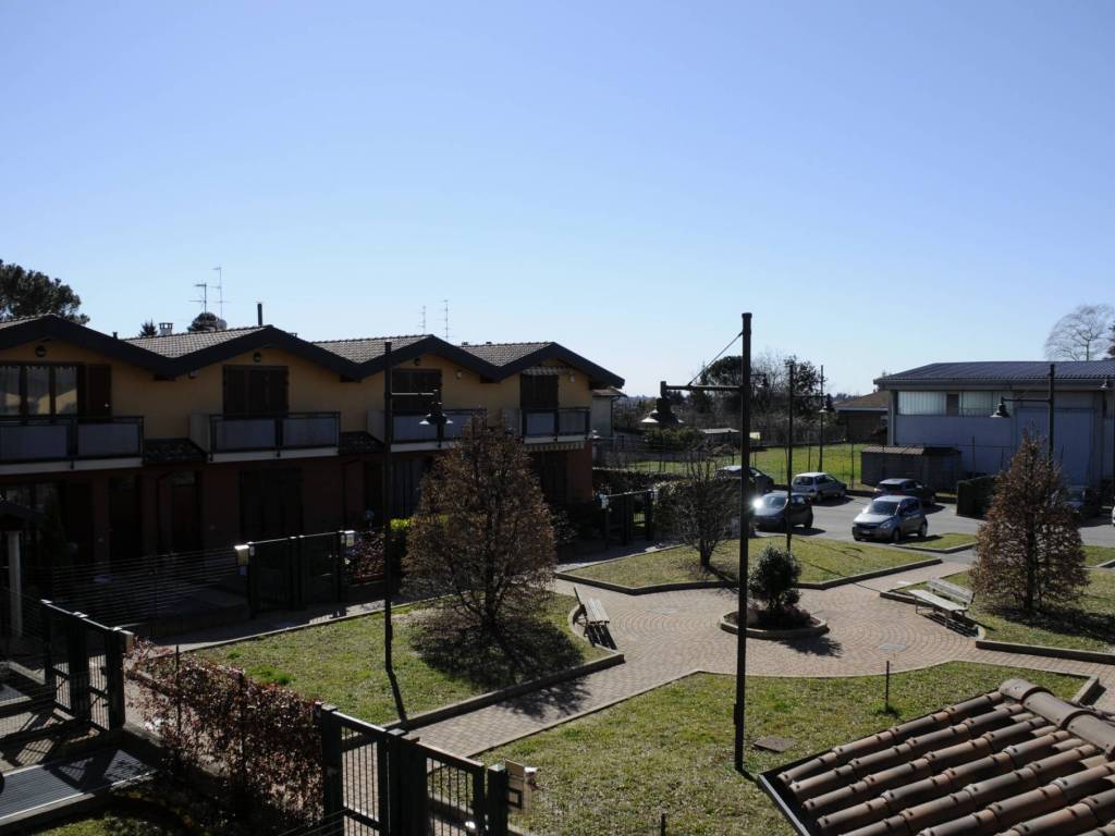 Appartamento a Tradate in Via Monte Nevoso, 45 - Foto 3