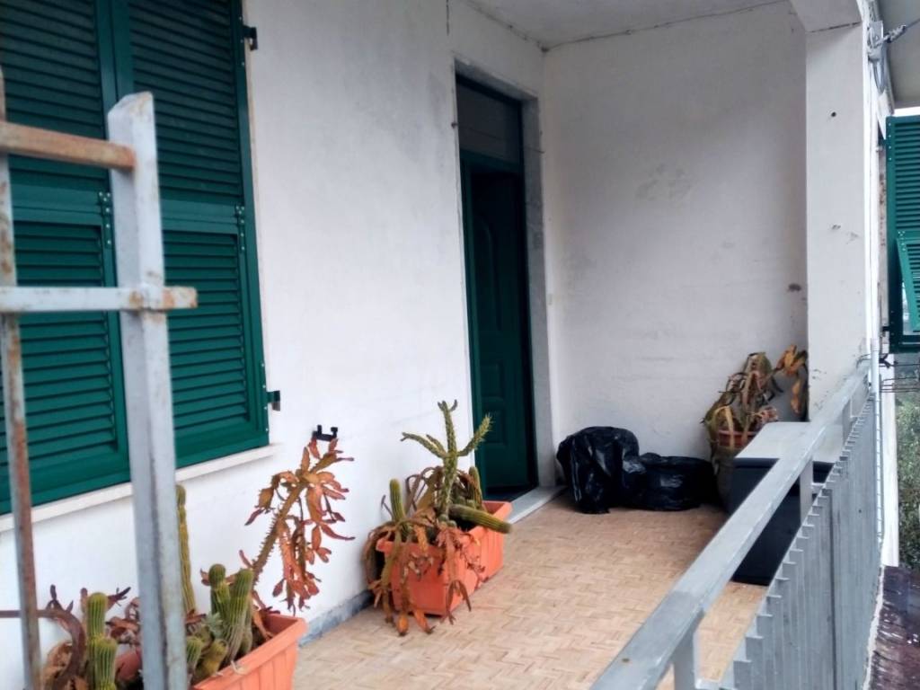 Appartamento a Follo in Via 2 Giugno - Foto 3