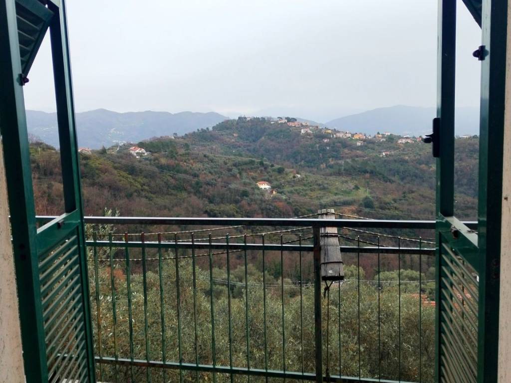 Appartamento a Follo in Via 2 Giugno - Foto 4