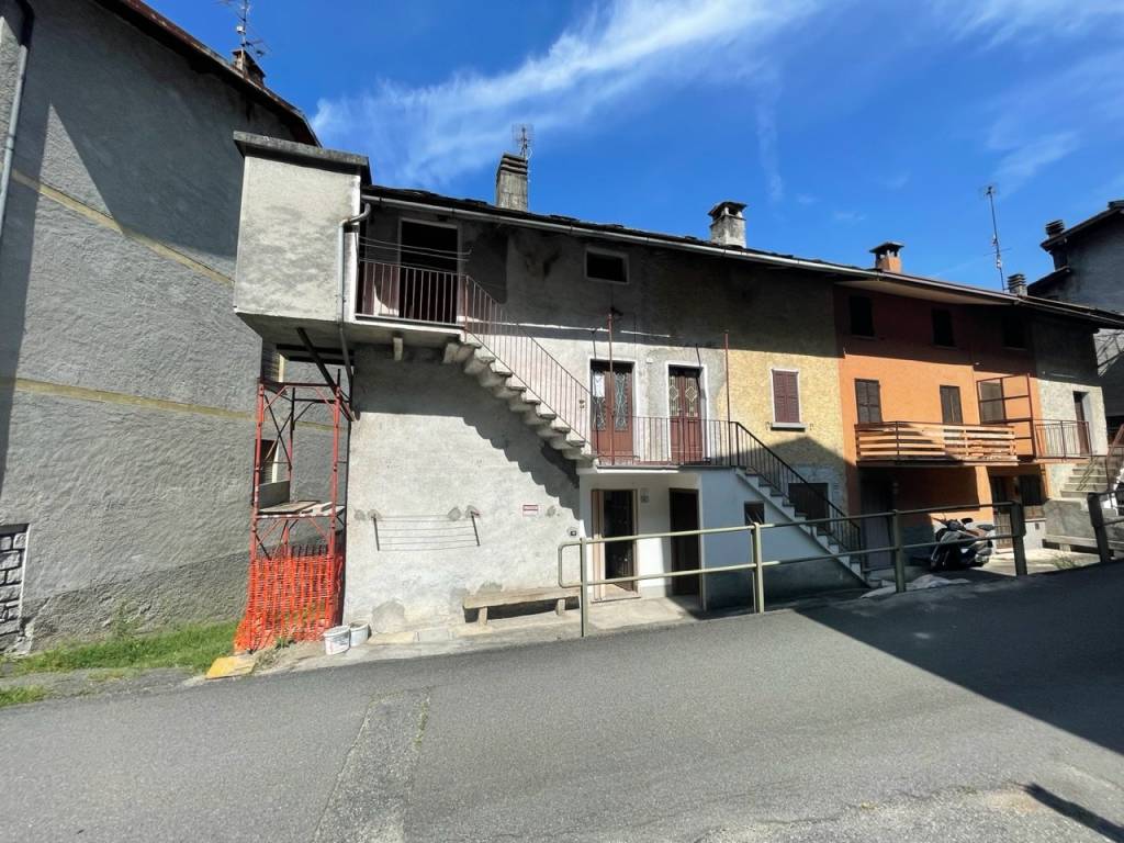 Appartamento a Verceia in Strada Vicinale di Sceglio - Foto 3