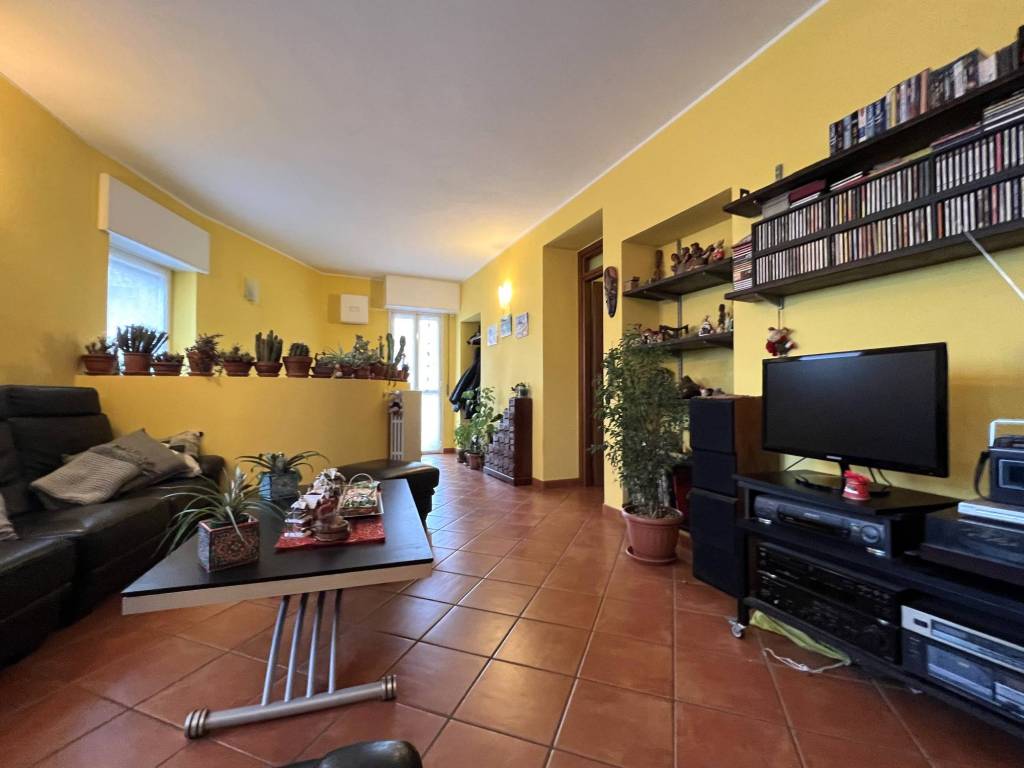 Appartamento a Dormelletto - Foto 2