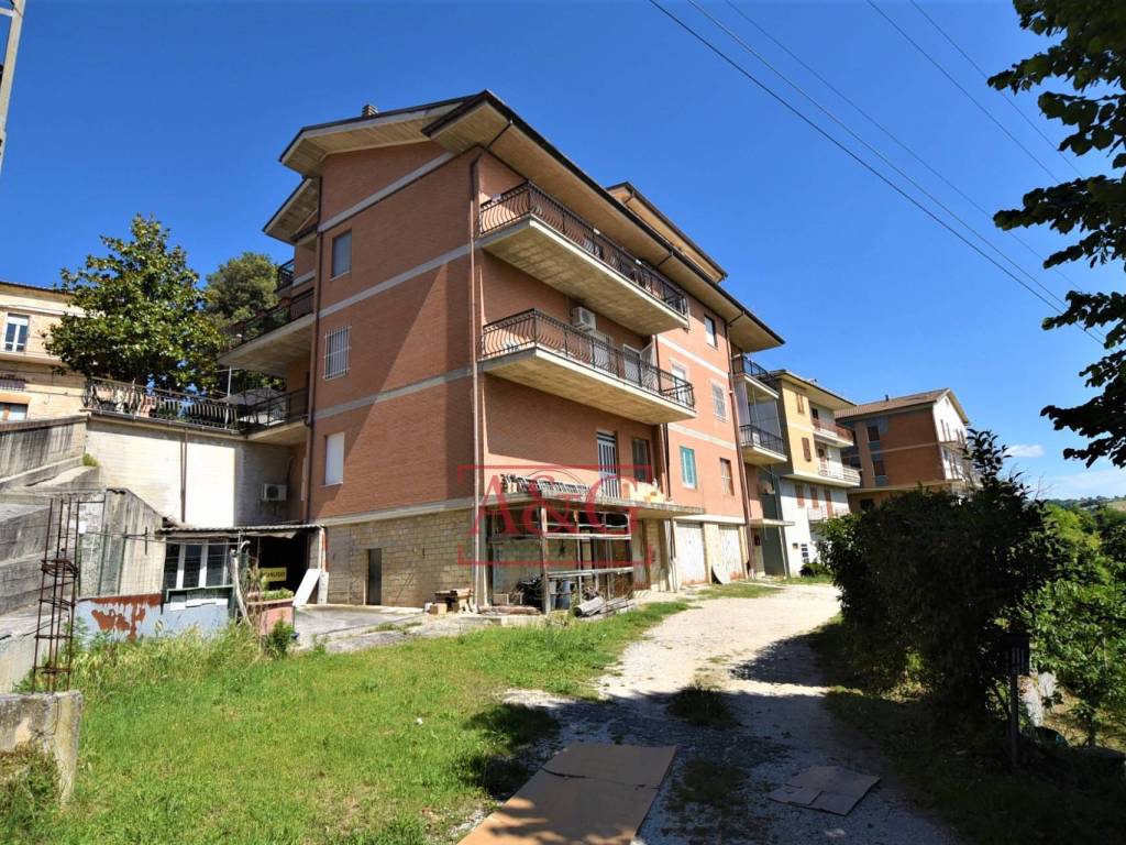 Appartamento a Monsampietro morico in monsampietro morico - Foto 4