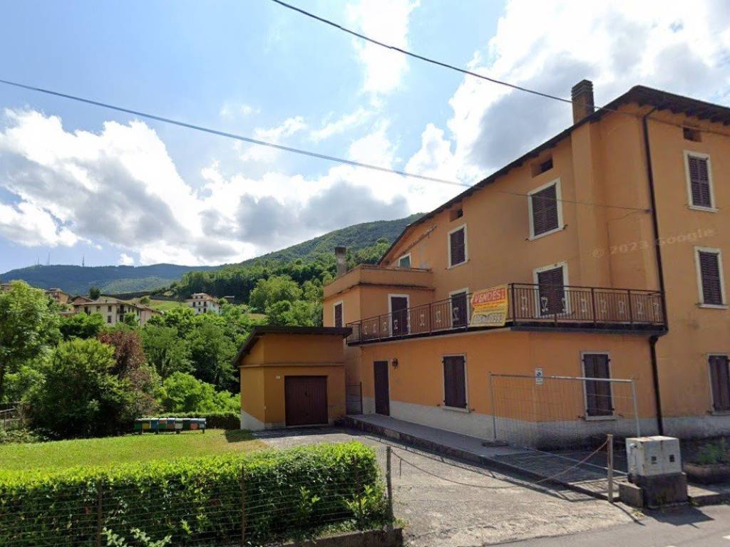 Casa indipendente a Sant'omobono terme in Via alle Fonti - Foto 2