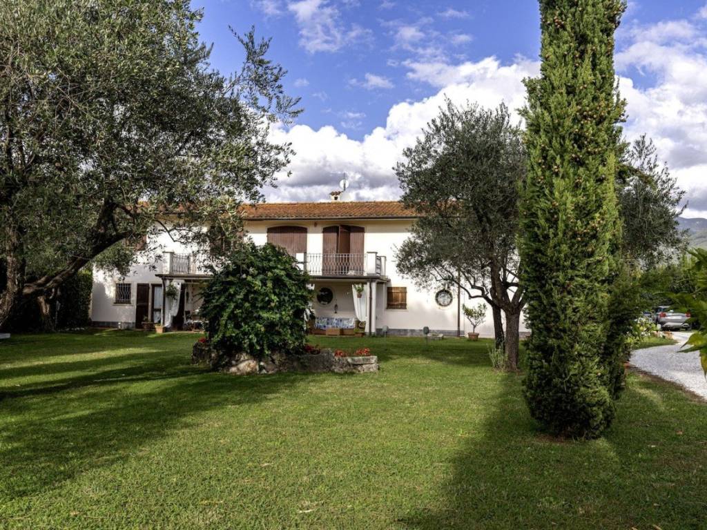 Villa a Pietrasanta in Via Puglie, 35 - Foto 4