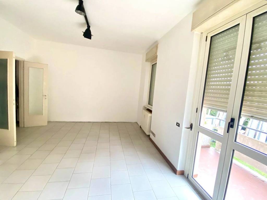 Appartamento a Como in Via Grilloni Giuseppe - Foto 2