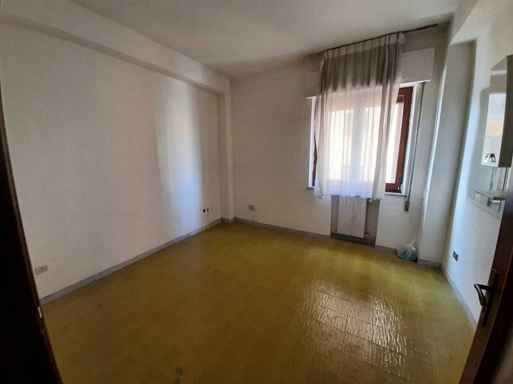 Appartamento a Catanzaro in Via Gabriele Barrio - Foto 5
