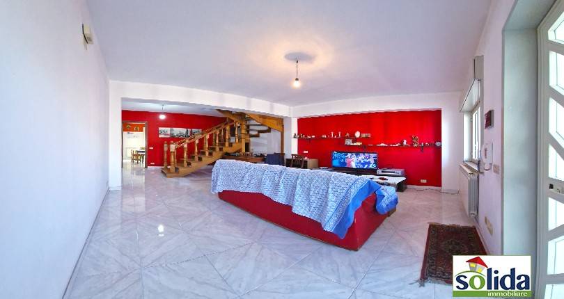 Appartamento a Barcellona pozzo di gotto in Via John Fitzgerald Kennedy, 352 - Foto 2