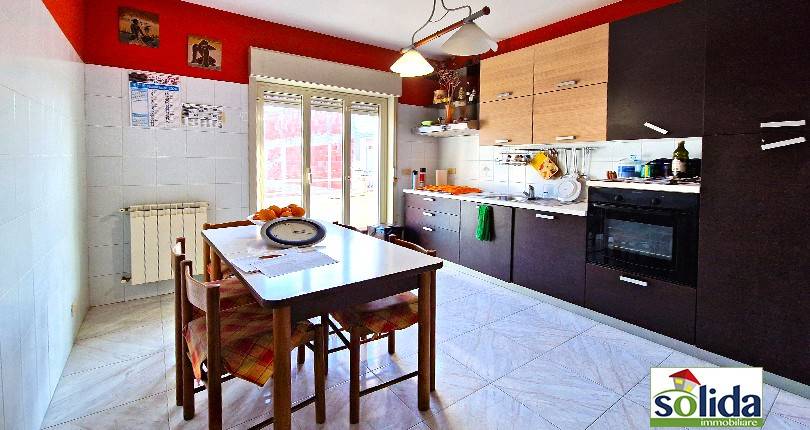 Appartamento a Barcellona pozzo di gotto in Via John Fitzgerald Kennedy, 352 - Foto 4