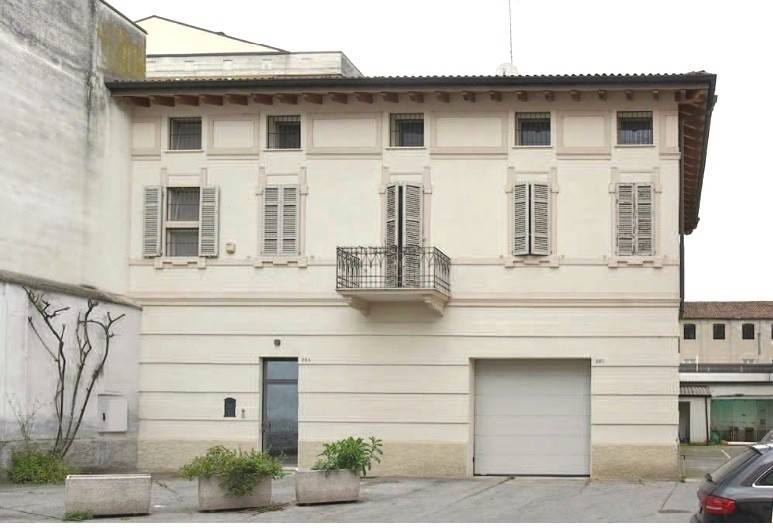 Appartamento a Cremona in Via Arcangelo Ghisleri, 28 - Foto 3