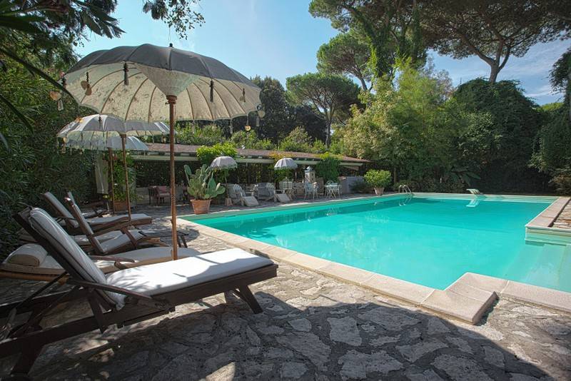 Villa a Pietrasanta in Via Livorno, 12 - Foto 2