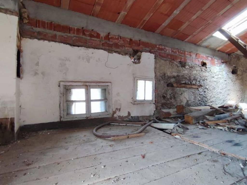 Casa indipendente a Alta valle intelvi in Via Parrocchiale , 26 - Foto 5