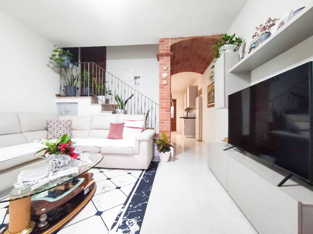 Casa indipendente a Porcari in Via Diaccio, 57 - Foto 2