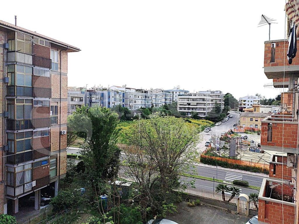 Appartamento a Cagliari in Via Avogadro Di Collobiano, 17 - Foto 4