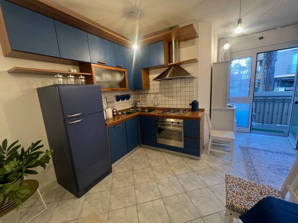 Appartamento a Riccione in Viale Nazario Sauro, 34 - Foto 2