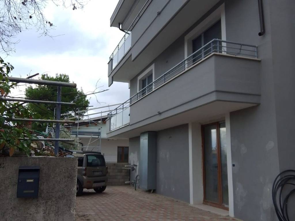 Villa a Pescara in Via Colle Innamorati - Foto 2