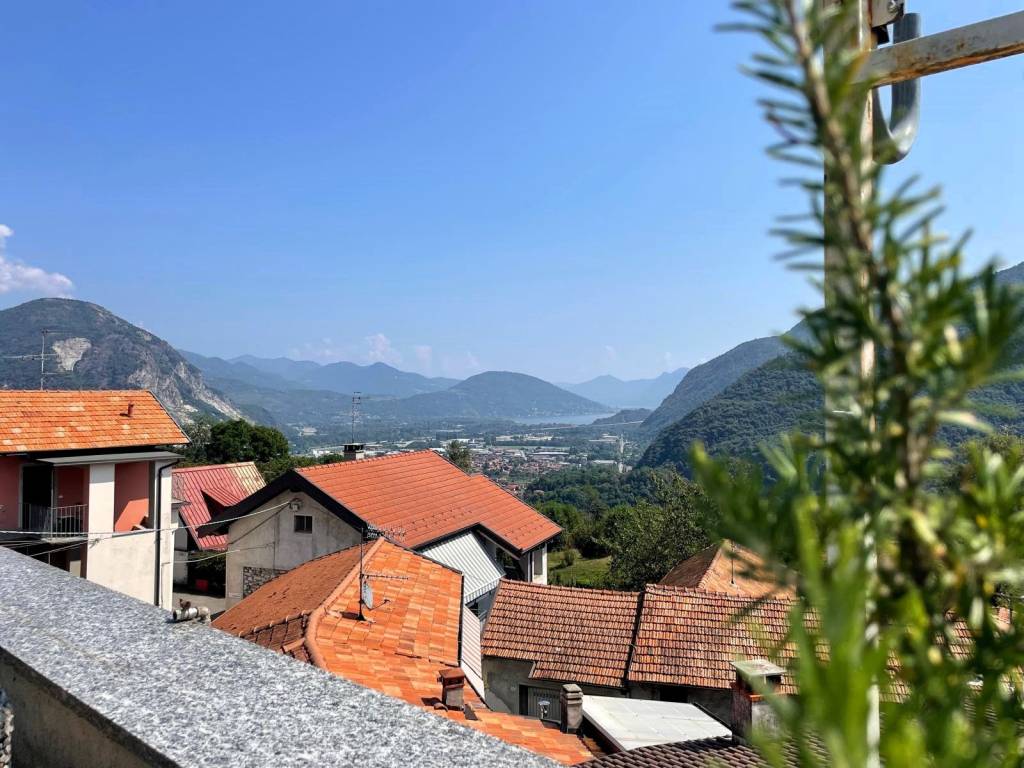 Casa indipendente a Casale corte cerro in Via Crebbia, 36 - Foto 1