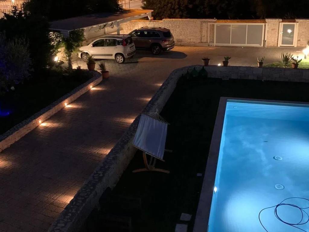 Villa a Bari in Via Michele Quintavalle, 1 - Foto 4