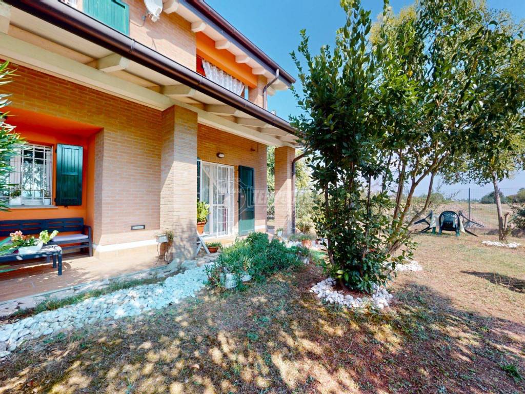 Casa indipendente a Reggio emilia in Via aldo bagni - Foto 3