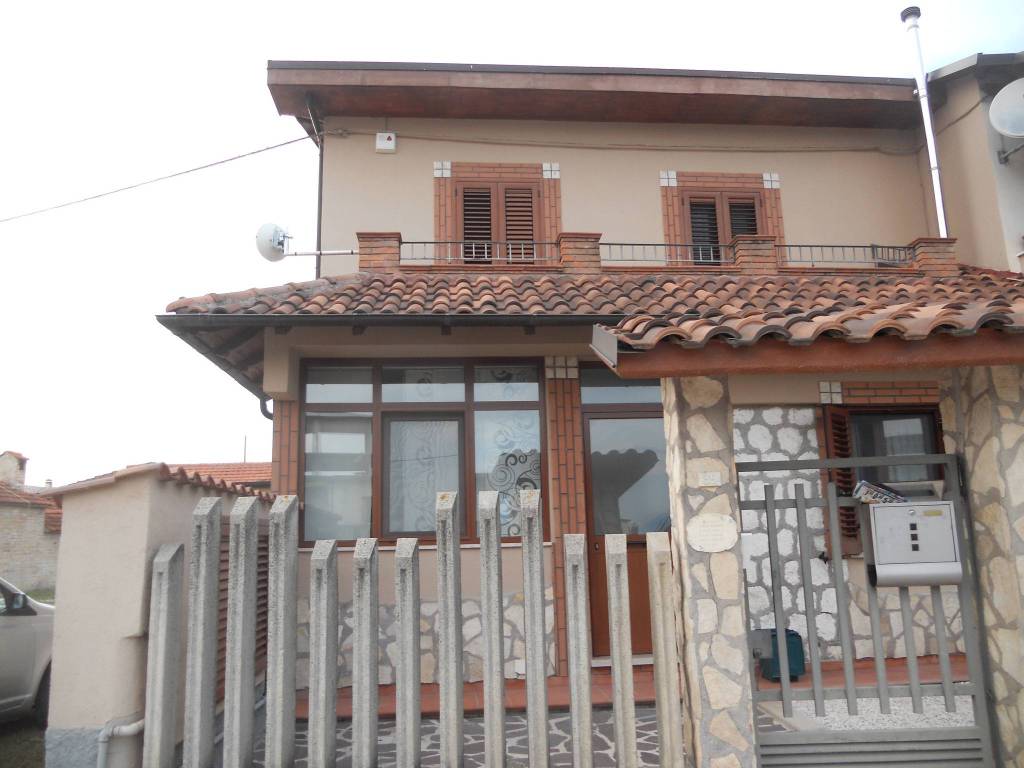 Villa a Avezzano - Foto 2