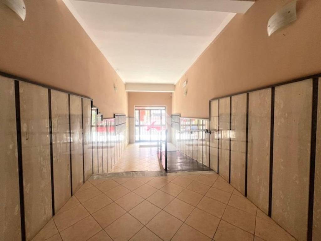 Appartamento a Napoli in Via carlo carrà, 70 - Foto 3