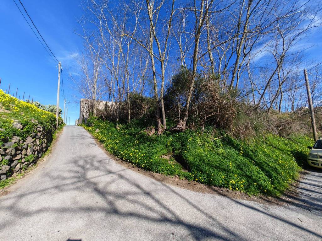 Terreno a Lipari in via pietrovito s.n.c - Foto 2