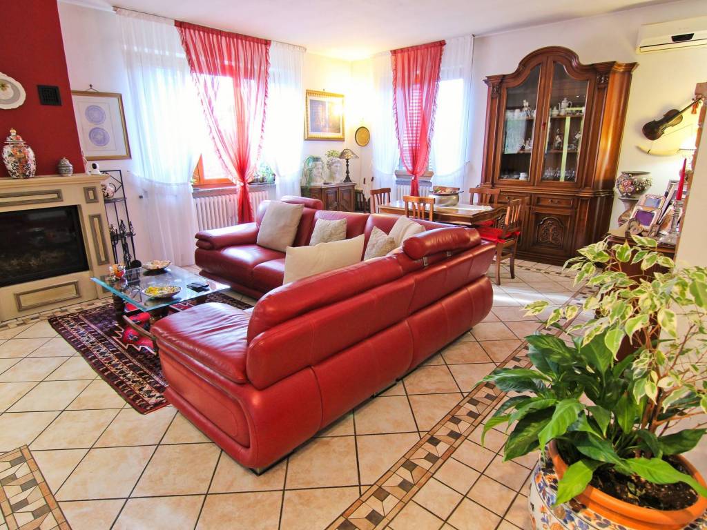 Villa a Ceriano laghetto in Via Silvio Pellico - Foto 3