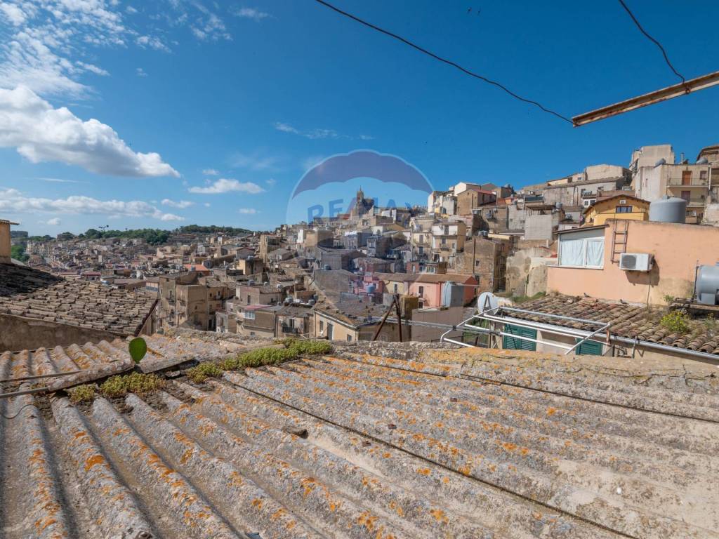Casa indipendente a Caltagirone in Via Giuseppico, 5 - Foto 2