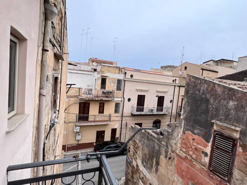 Casa indipendente a Castellammare del golfo in Via Giovanni Bovio - Foto 2