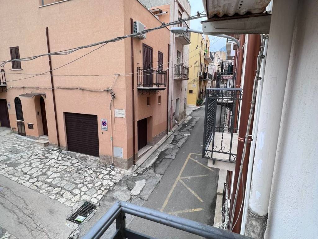 Casa indipendente a Castellammare del golfo in Via Giovanni Bovio - Foto 3