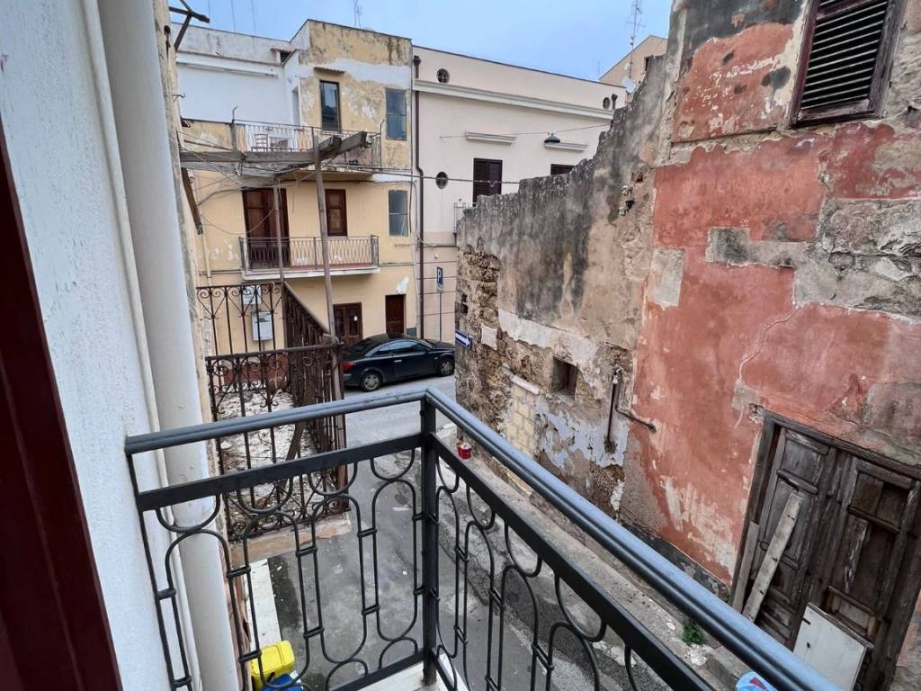 Casa indipendente a Castellammare del golfo in Via Giovanni Bovio - Foto 4
