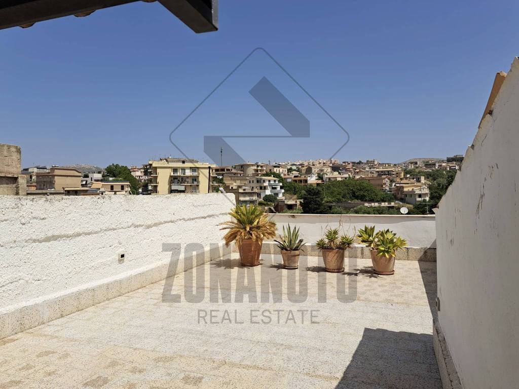 Appartamento a Noto in Via Giovanni Aurispa, 6 - Foto 4