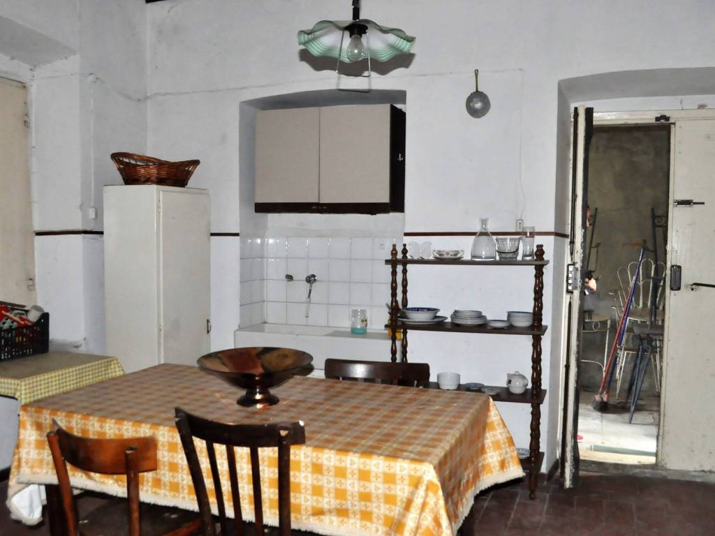Casa indipendente a Tuoro sul trasimeno in Piazza San Francesco - Foto 3
