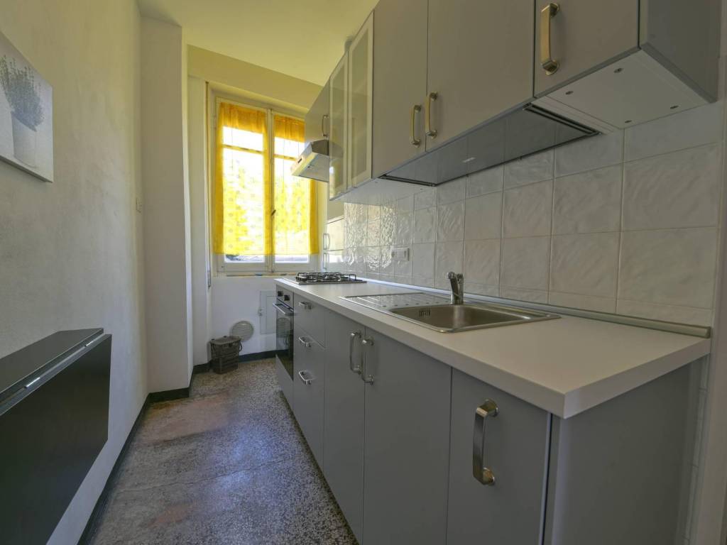 Appartamento a Varazze in Piazza San Bartolomeo - Foto 3