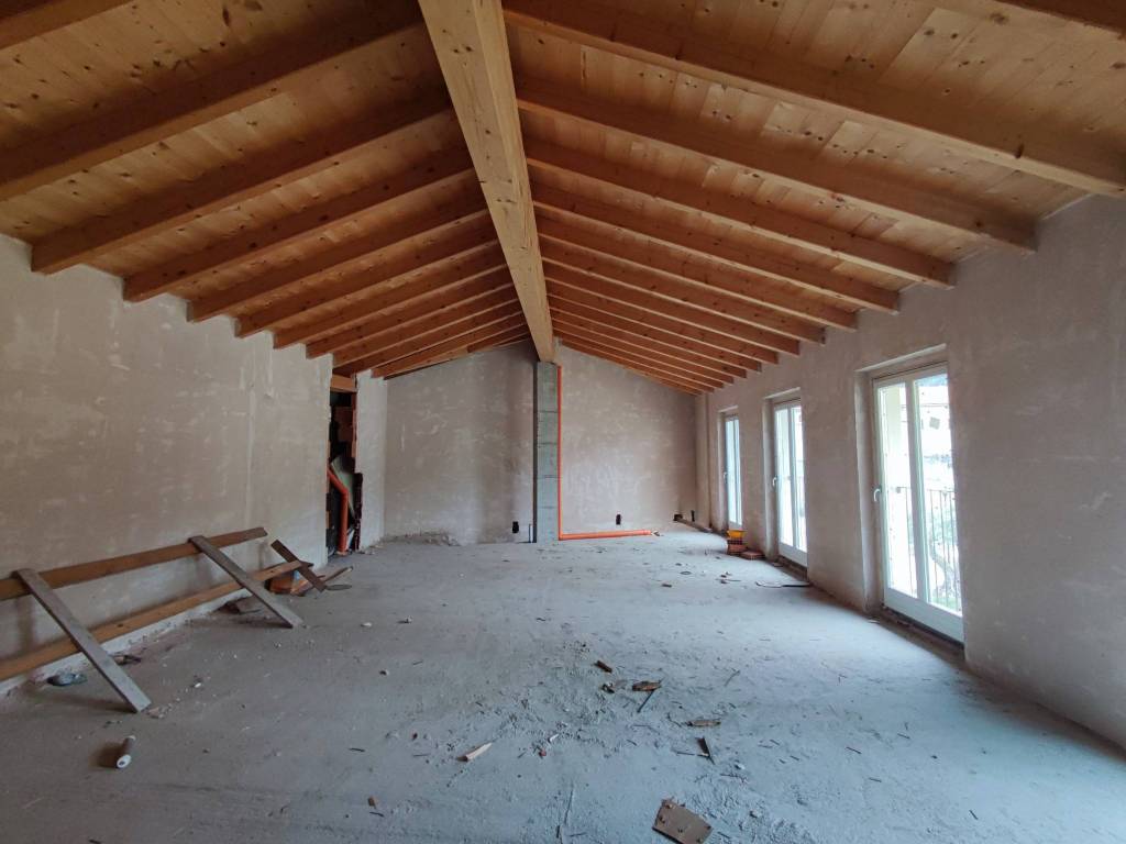 Appartamento a Cannobio in Via Paolo Zaccheo, 16 - Foto 4