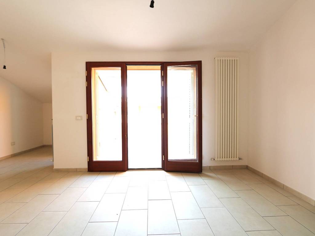 Attico / mansarda a Nereto in Via Carlo Marx - Foto 4