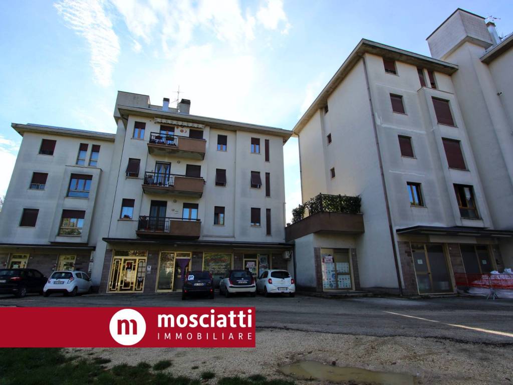 Immobile a Matelica in Via Alcide De Gasperi - Foto 3
