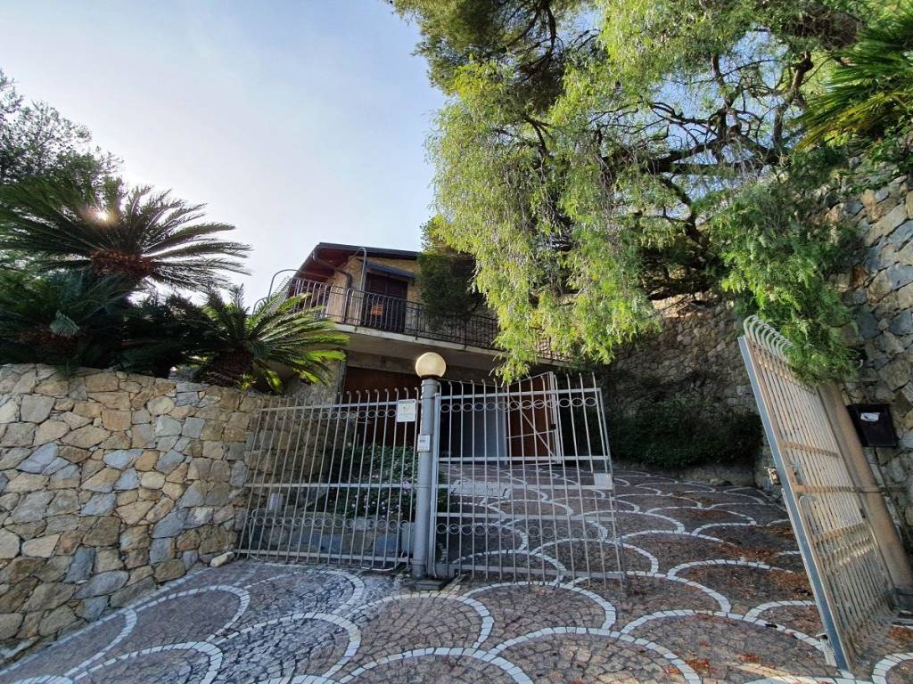 Villa a Bordighera in Via Bellavista - Foto 4