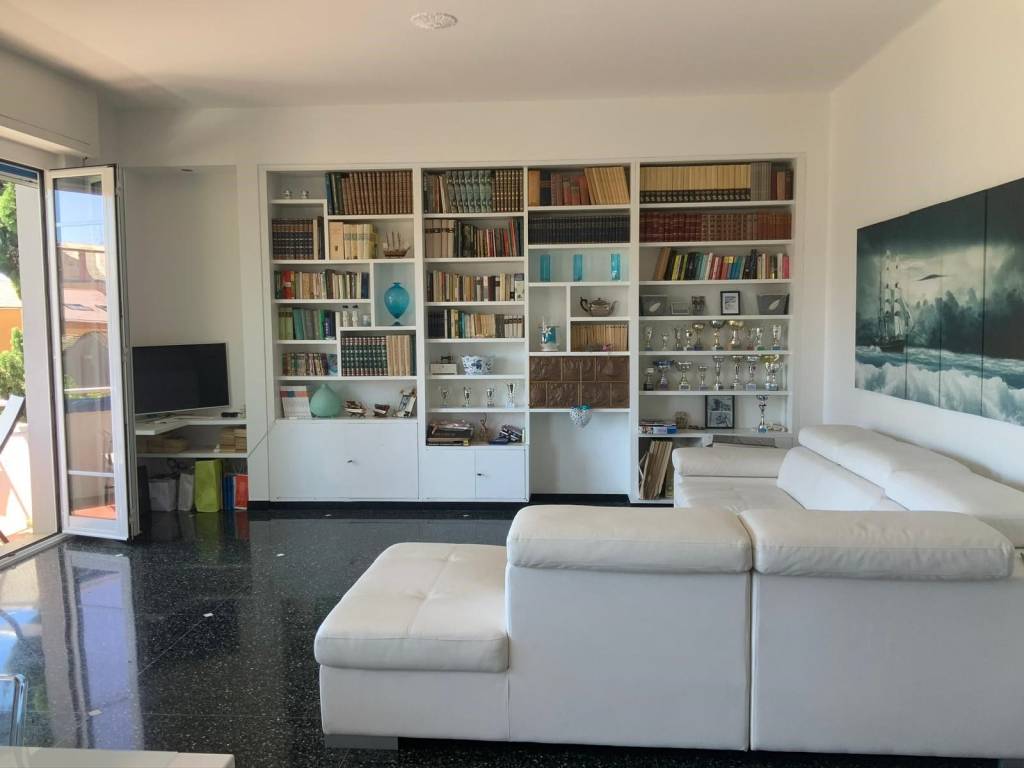 Appartamento a Varazze in Via M. Carattino - Foto 4