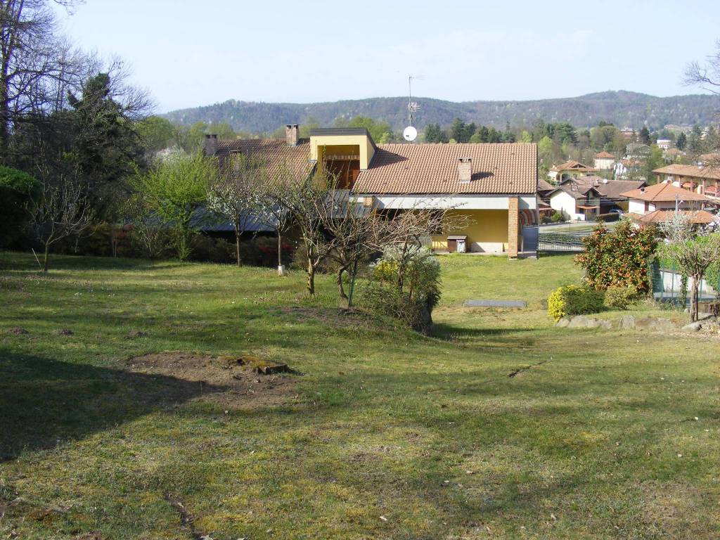 Villa a Castelletto sopra ticino in Via Beati - Foto 3
