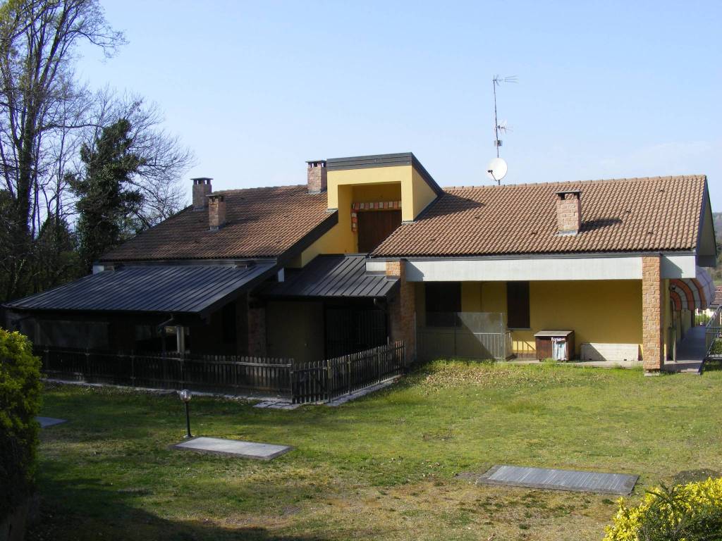 Villa a Castelletto sopra ticino in Via Beati - Foto 5