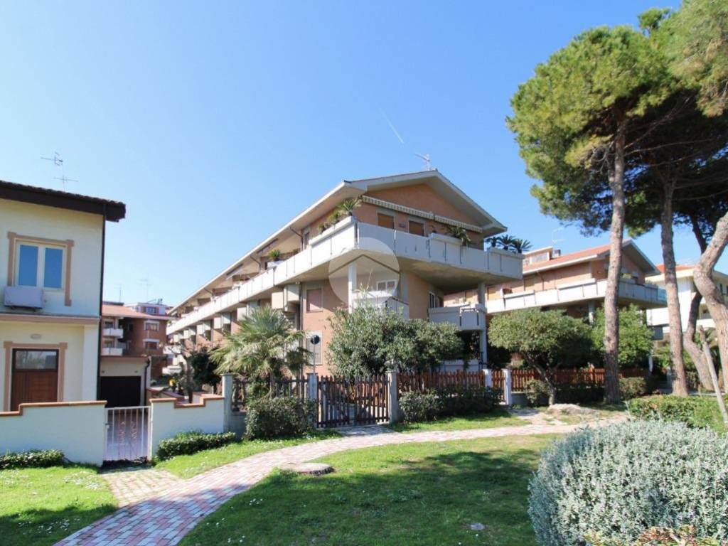 Appartamento a Pineto in Lungomare dei Pini, 22 - Foto 2