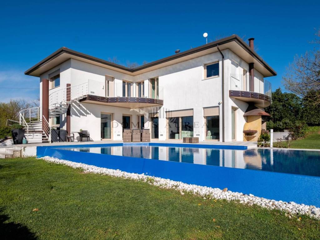 Villa a Lavagno - Foto 2