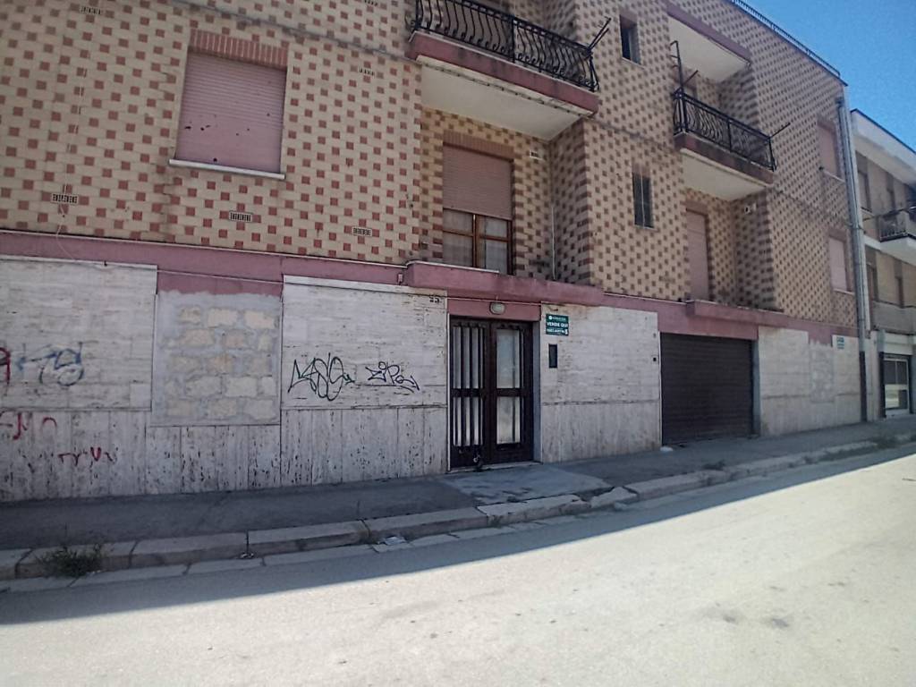 Palazzo / stabile a San severo in Via Niccolò Piccinni - Foto 4