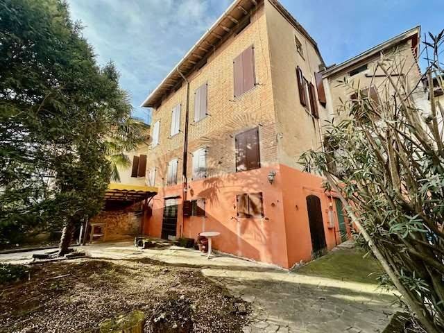 Palazzo / stabile a Mirandola - Foto 4