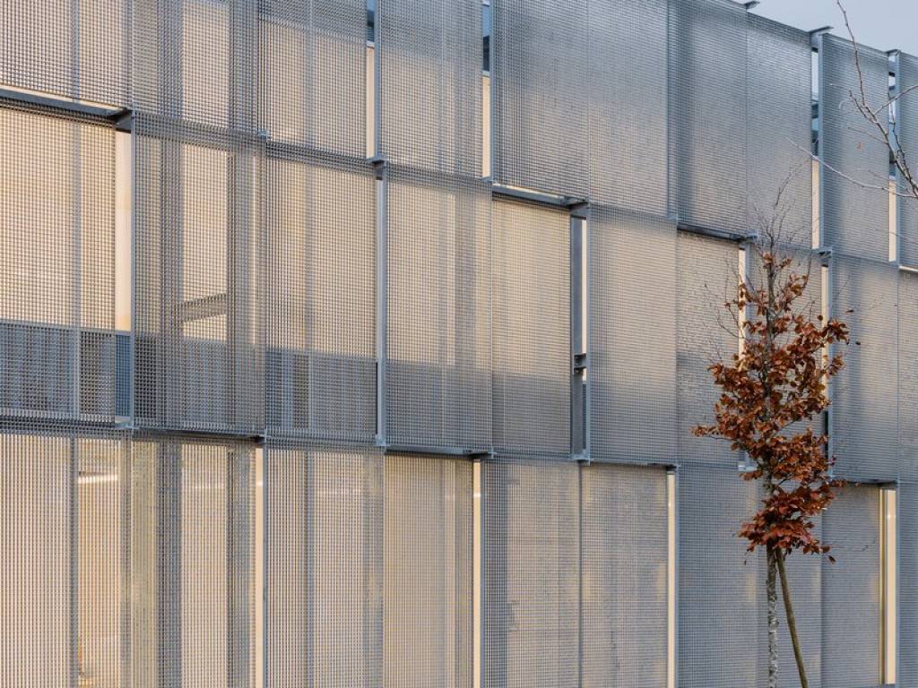 Palazzo / stabile a Verona in Via Adriano Garbini - Foto 2