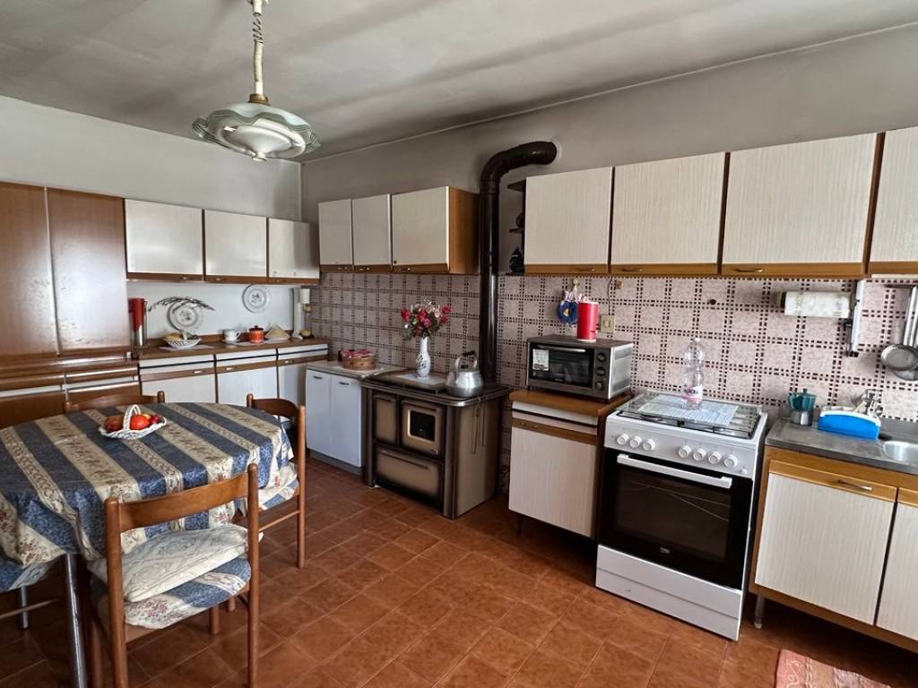 Casa indipendente a San damiano d'asti in Frazione San Pietro - Foto 4