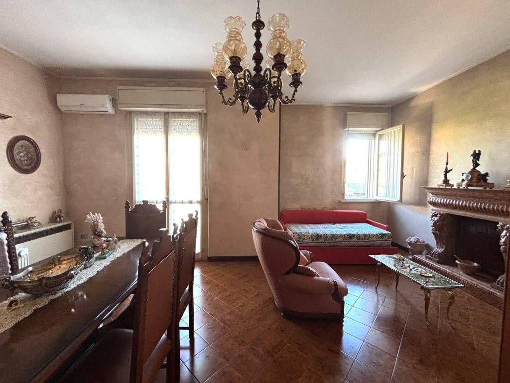 Villa a Mantova in Viale Giuseppe Di Vittorio - Foto 3