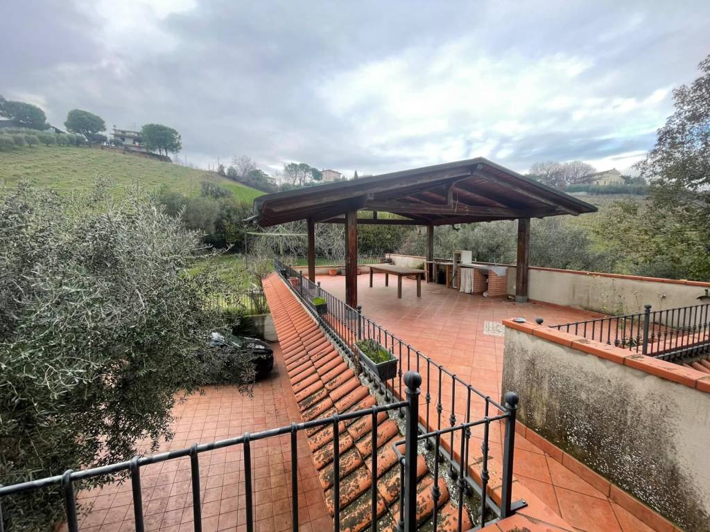 Appartamento a Colli del tronto in Via Salaria - Foto 2